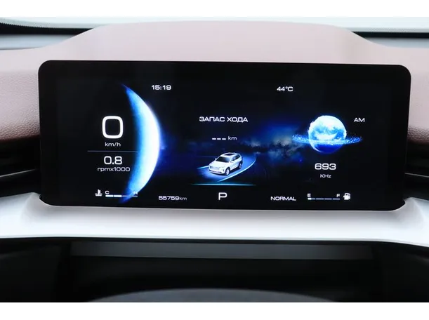 Car image 6