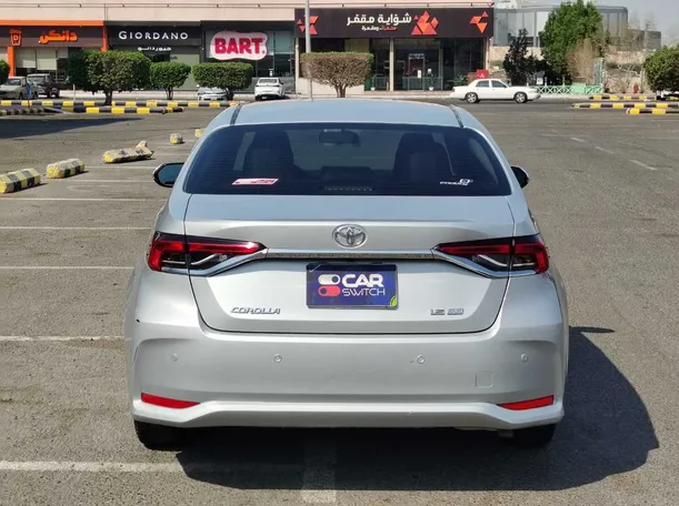 Car image 6
