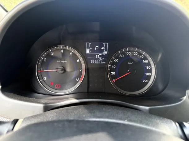 Car image 23