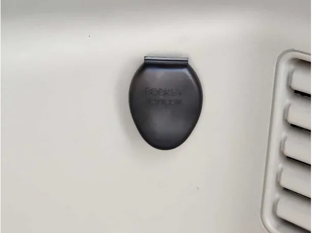 Car image 31
