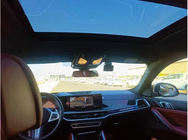 Car image 24