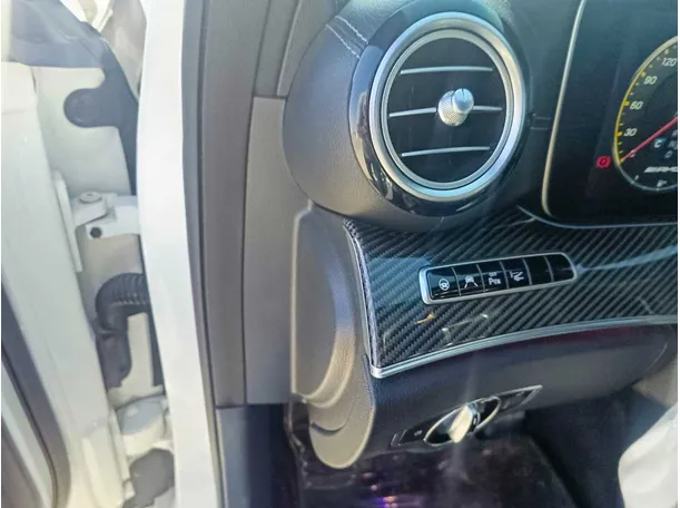 Car image 39
