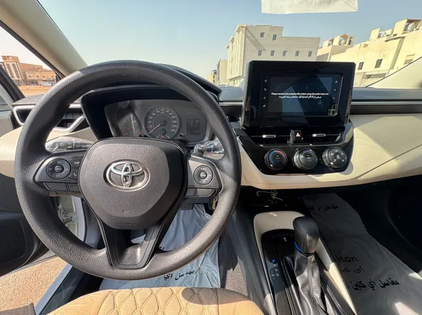 Car image 15