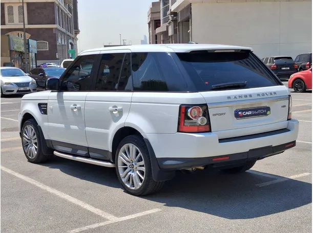 Car image 7