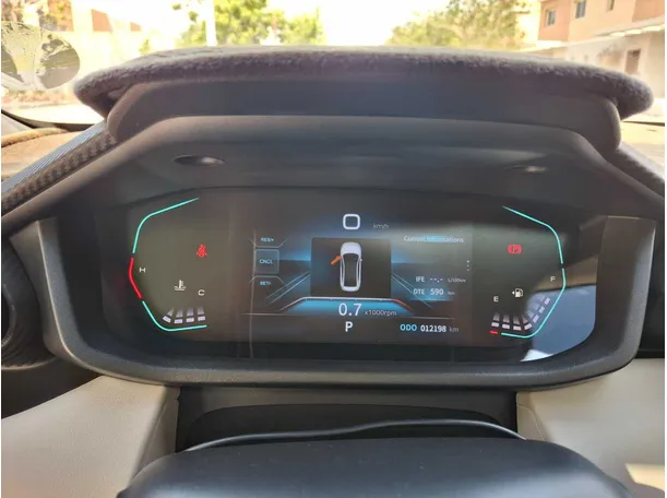 Car image 19
