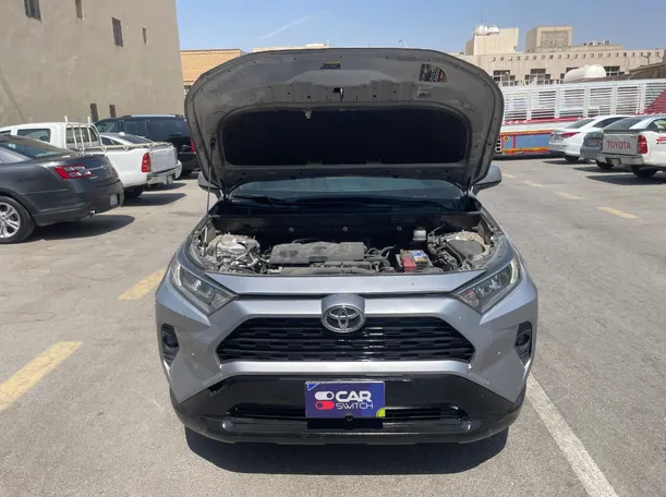 Car image 24