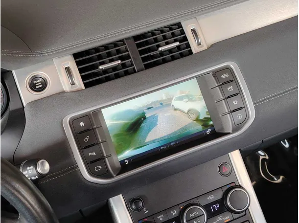 Car image 32