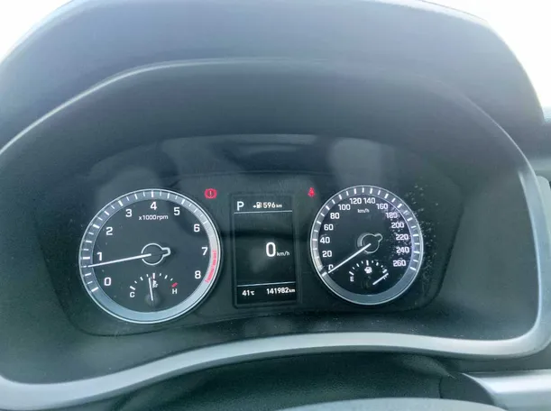 Car image 29