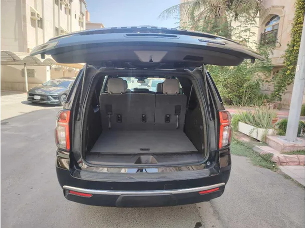 Car image 28