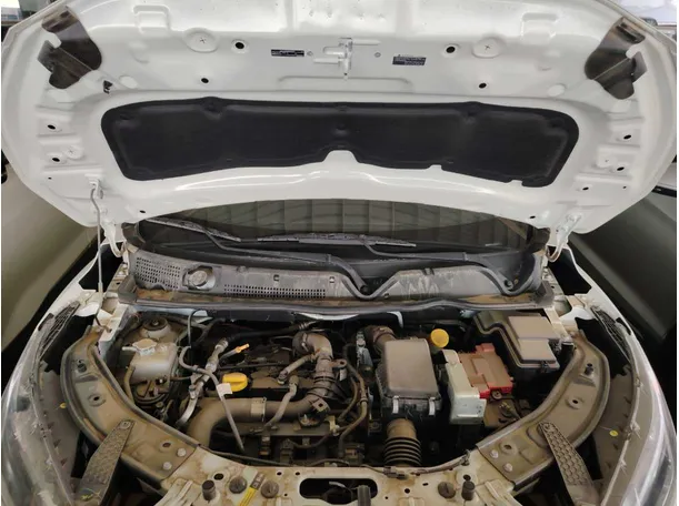 Car image 32