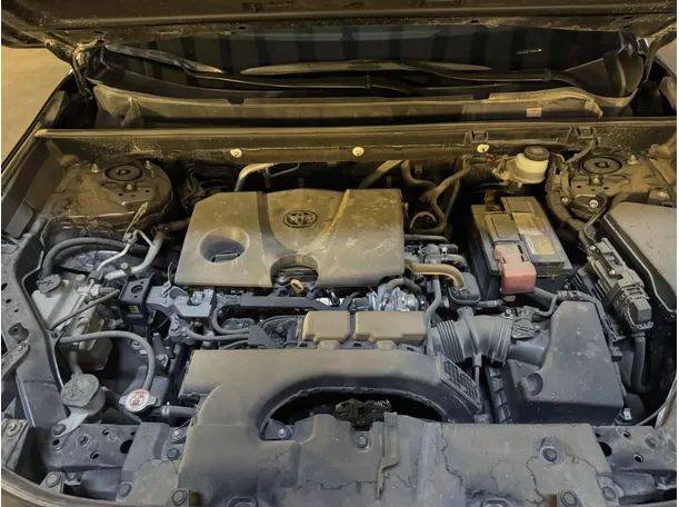 Car image 21