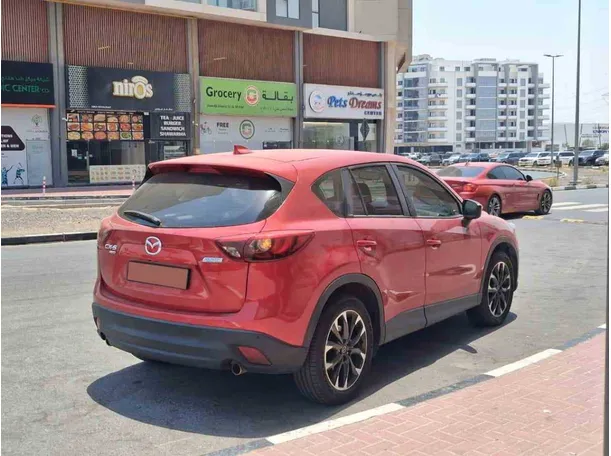 Car image 5