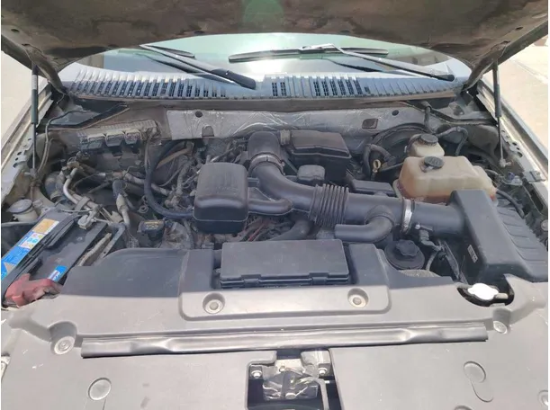 Car image 33