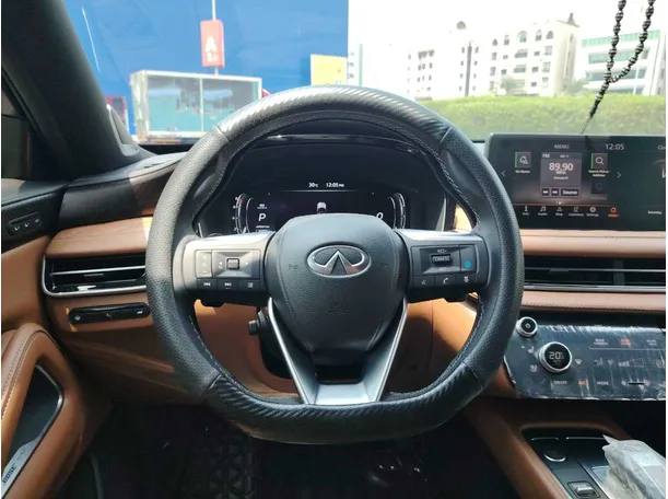 Car image 23
