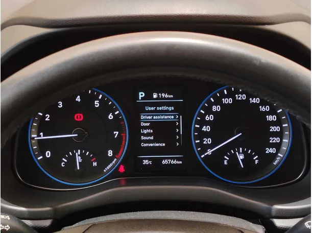 Car image 25