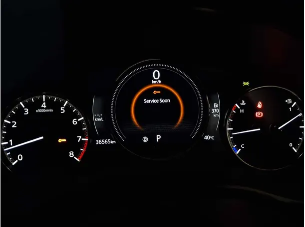 Car image 19