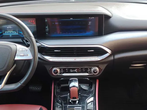 Car image 21