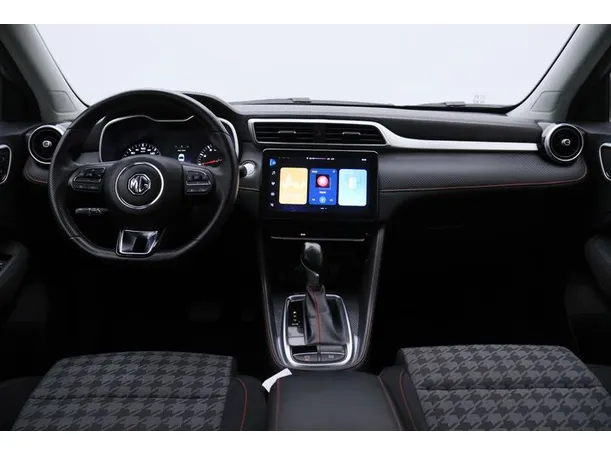 Car image 14