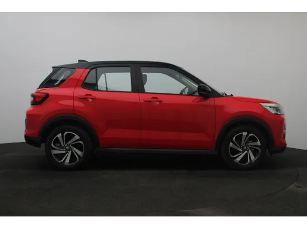 Car image 13