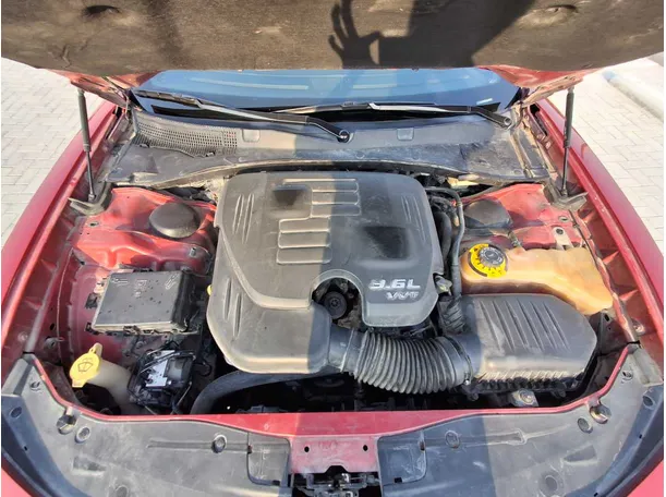 Car image 20