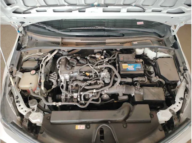 Car image 30