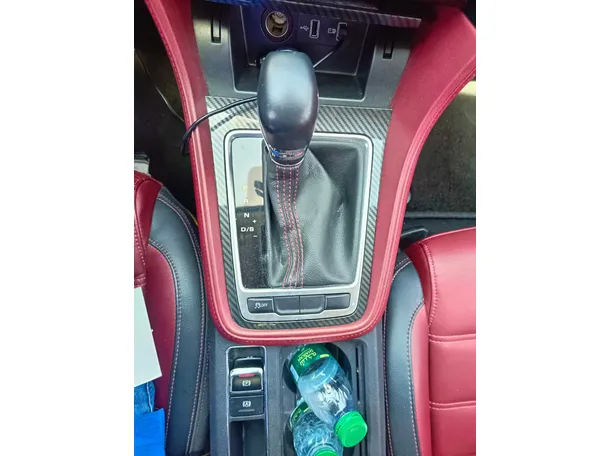 Car image 22