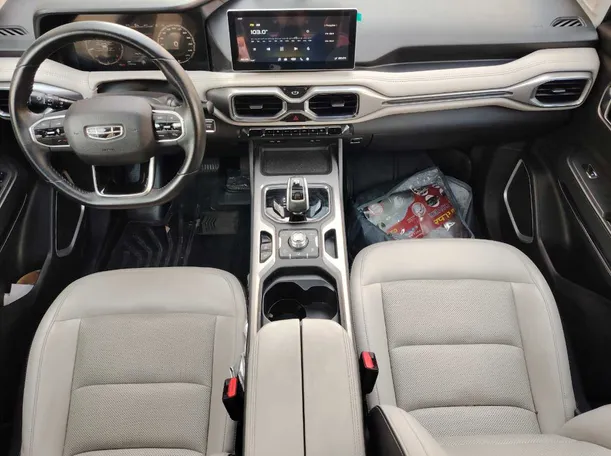 Car image 21