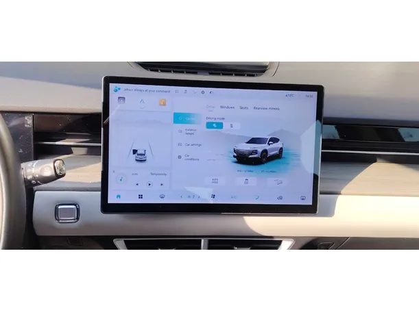 Car image 16