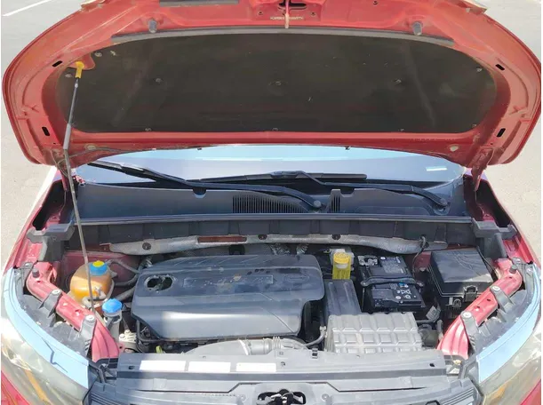 Car image 28