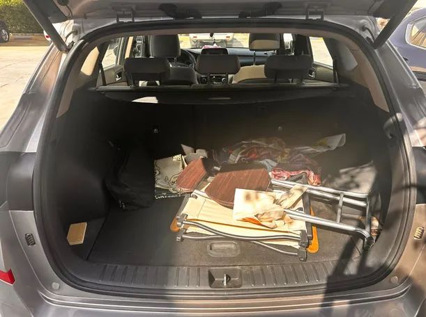 Car image 24