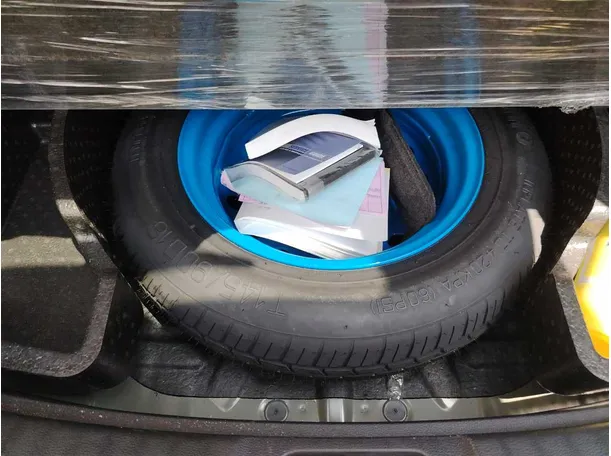Car image 45