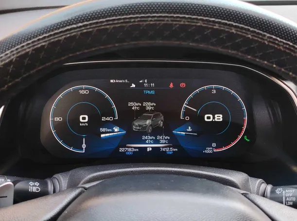 Car image 23