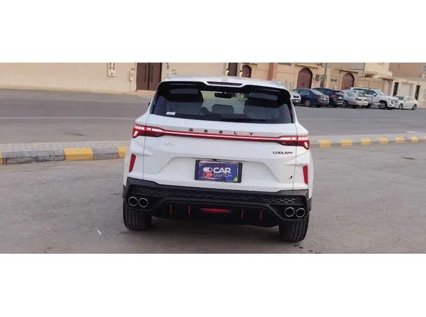 Car image 6