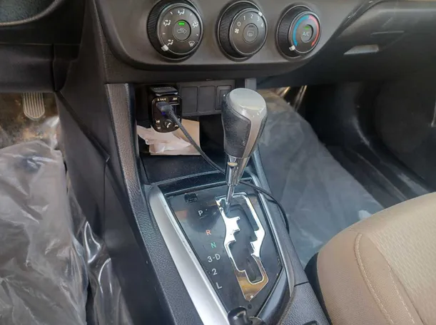Car image 17