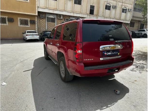 Car image 7