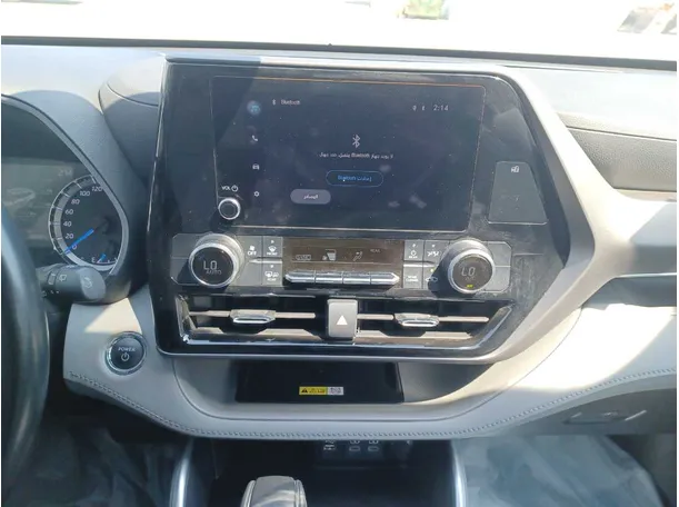 Car image 25