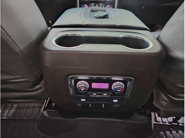 Car image 36