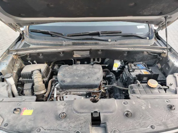Car image 30