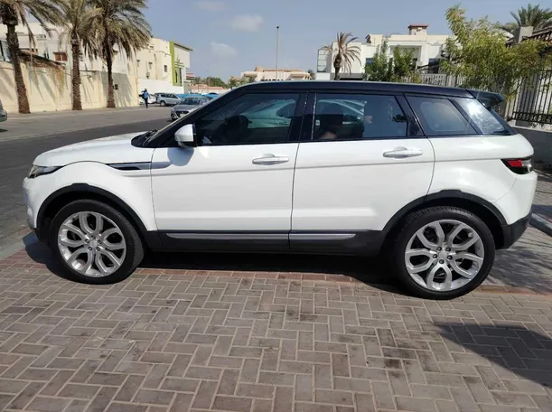 Car image 8