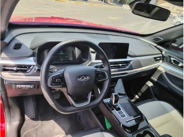 Car image 11