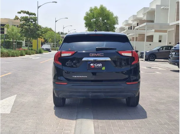 Car image 6