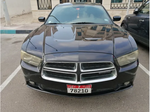 Car image 8