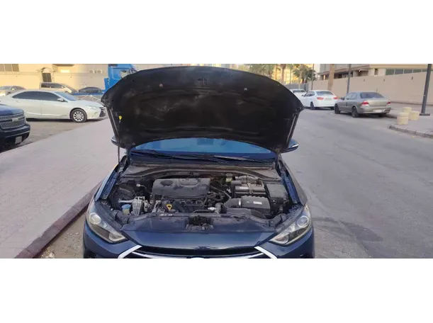 Car image 28