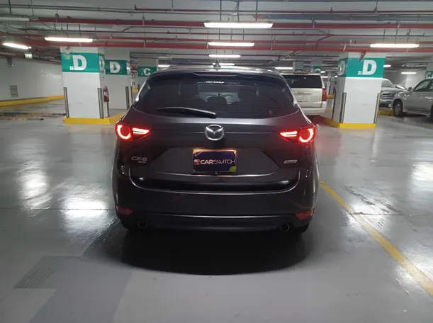 Car image 6