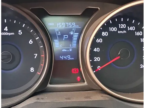 Car image 17