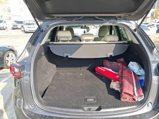 Car image 20