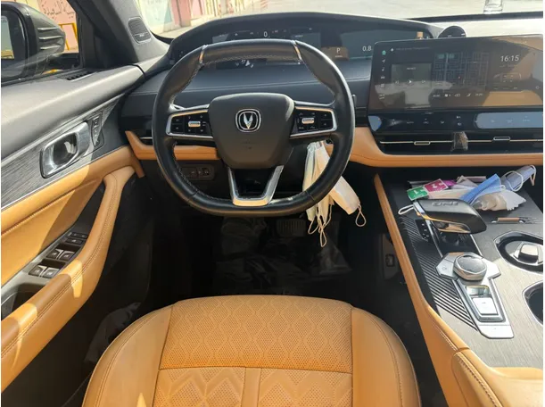 Car image 16
