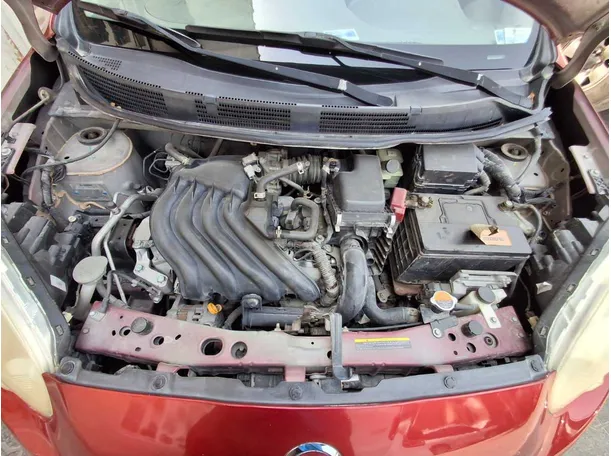 Car image 19