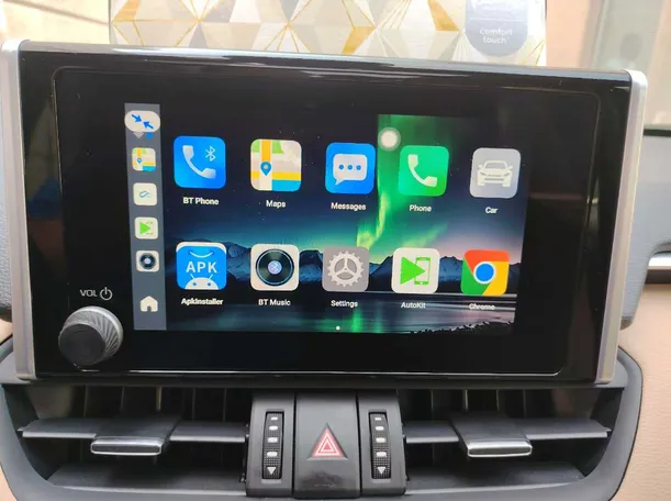Car image 28