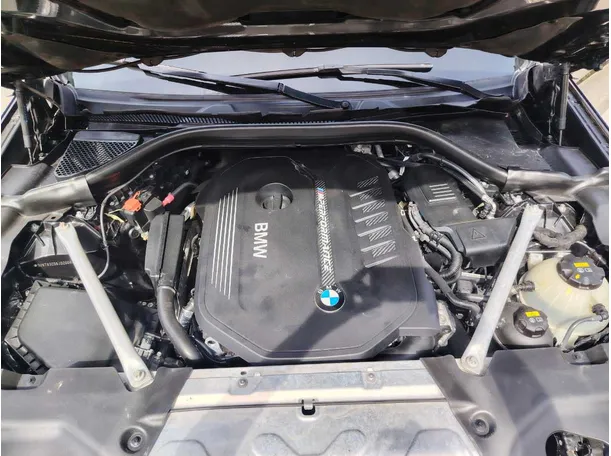 Car image 36